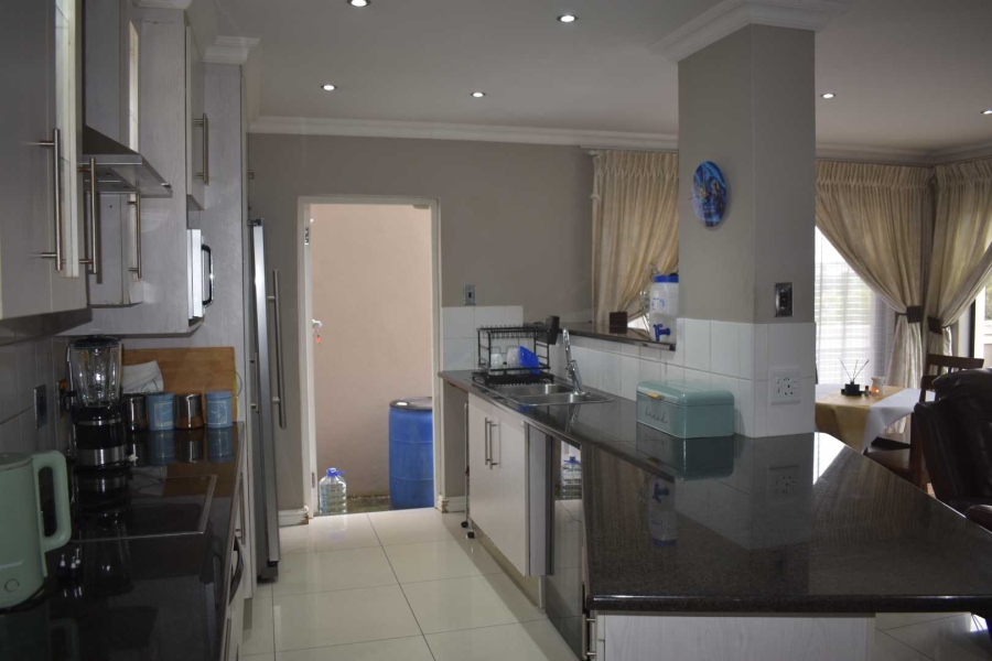 4 Bedroom Property for Sale in Beacon Bay Eastern Cape